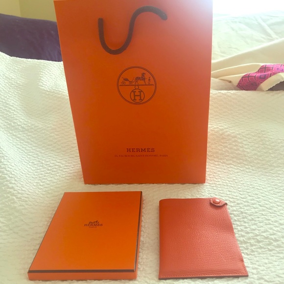 hermes passport holder